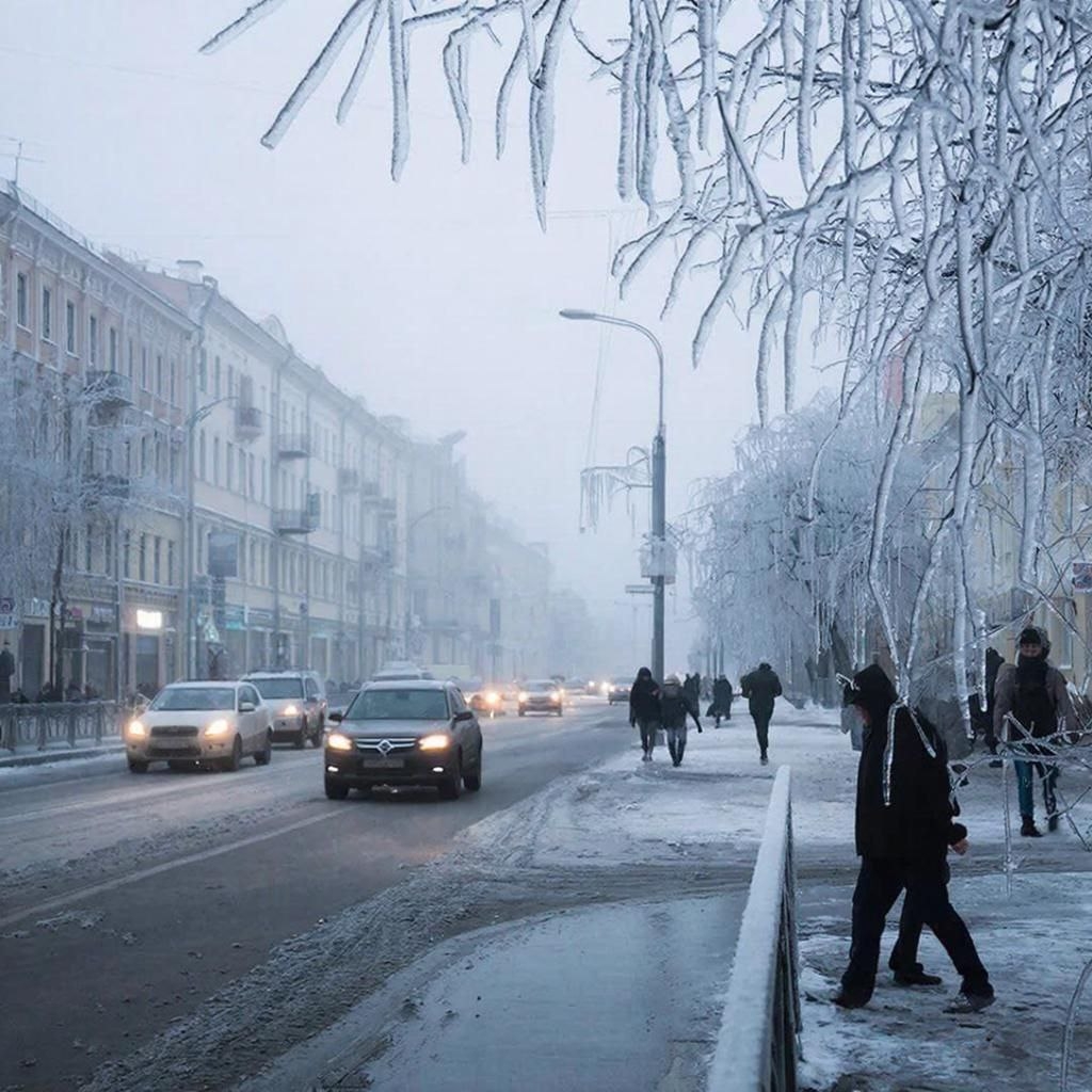 Учимся правильно падать на льду: советы врача травматолога-ортопеда